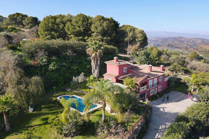 Cluster house for sale in Monda, Málaga. 