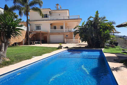 联排别墅 出售 进入 Mijas Golf, Málaga. 