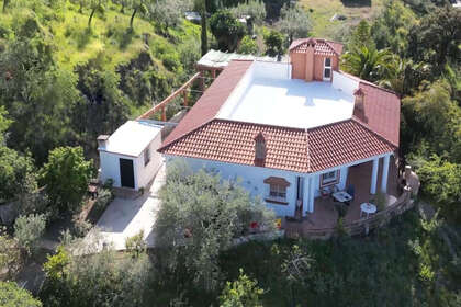 Cluster house for sale in Monda, Málaga. 