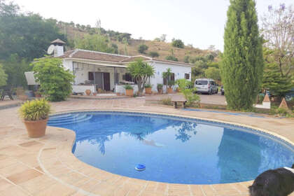 Fincas verkoop in Tolox, Málaga. 