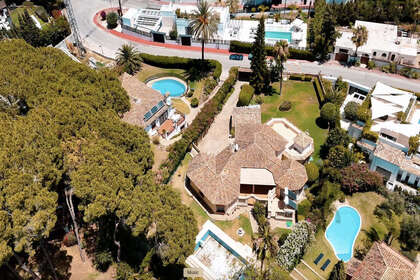 Plot for sale in Nueva andalucia, Málaga. 