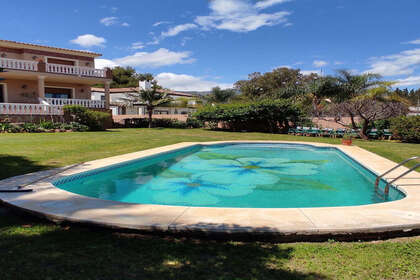 Cluster house for sale in La Sierrezuela, Mijas, Málaga. 