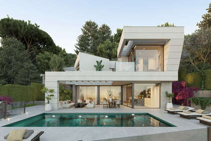 Cluster house for sale in Pinares de San AntÓn, Málaga. 