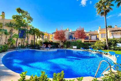 房子 出售 进入 San Pedro de Alcántara, Marbella, Málaga. 