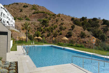 Penthouse for sale in Cala Del Moral, La, Málaga. 