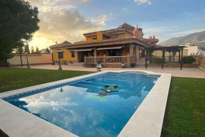 Cluster house for sale in Mijas Costa, Málaga. 