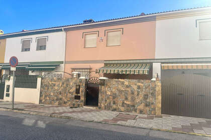 House for sale in Alhaurín de la Torre, Málaga. 