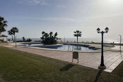 Apartment for sale in Calahonda, Mijas, Málaga. 