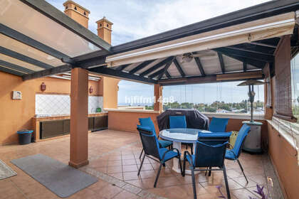 Penthouse for sale in Nueva andalucia, Málaga. 