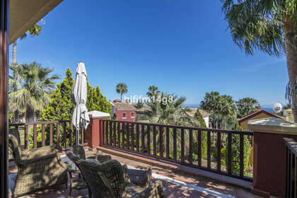 Cluster house for sale in Puerto Banús, Marbella, Málaga. 