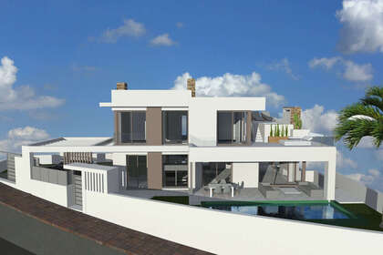 Cluster house for sale in Fuengirola, Málaga. 