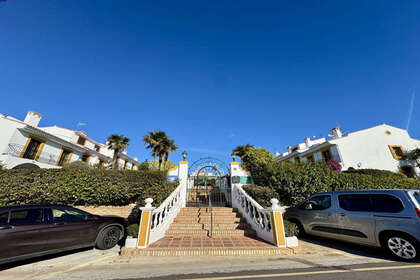 House for sale in Calahonda, Mijas, Málaga. 