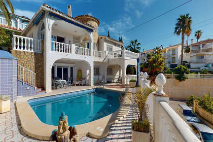 Cluster house for sale in Caleta de Velez, Málaga. 