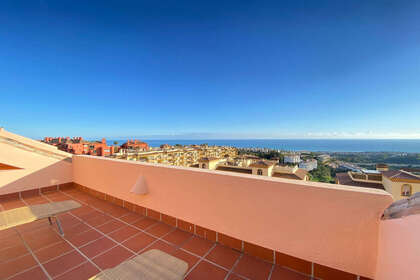 Apartment for sale in Calahonda, Mijas, Málaga. 
