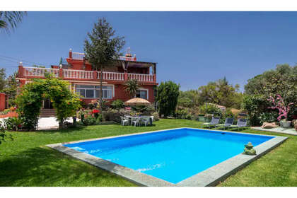 Cluster house for sale in Alhaurín el Grande, Málaga. 