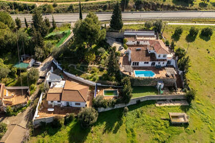 Cluster house for sale in Alhaurín el Grande, Málaga. 