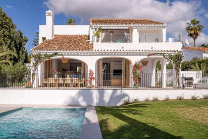 Cluster house for sale in Río Real, Marbella, Málaga. 
