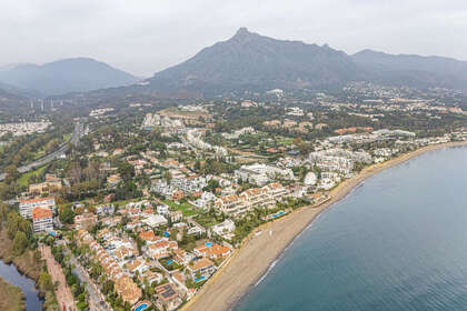 Cluster house for sale in Puerto Banús, Marbella, Málaga. 