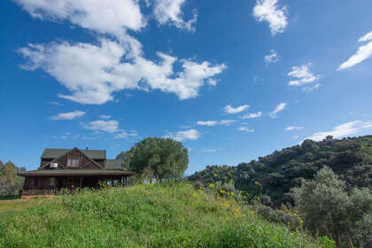 Ranch for sale in La Cala Golf, Mijas, Málaga. 