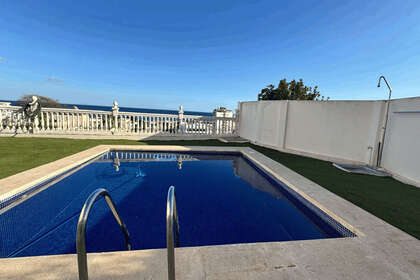 Apartment for sale in Torremolinos, Málaga. 