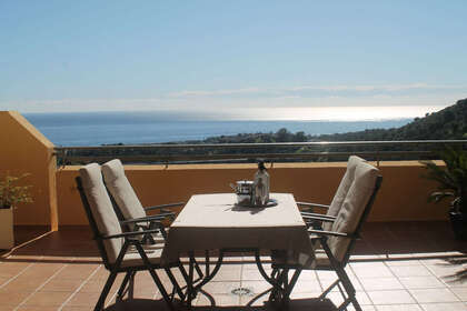 Apartment for sale in Calahonda, Mijas, Málaga. 