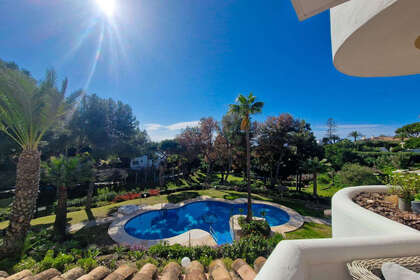 Apartment for sale in Calahonda, Mijas, Málaga. 