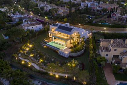 Cluster house for sale in El Paraiso, Estepona, Málaga. 