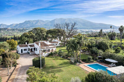 Cluster house for sale in Alhaurín el Grande, Málaga. 