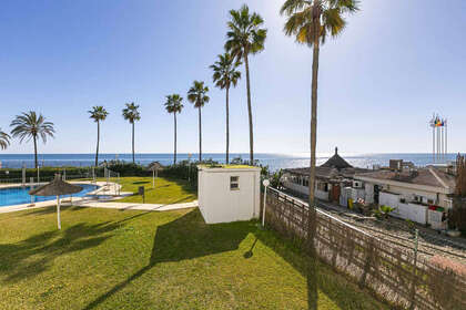 Apartment for sale in Calahonda, Mijas, Málaga. 