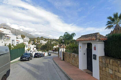 Cluster house for sale in Nueva andalucia, Málaga. 