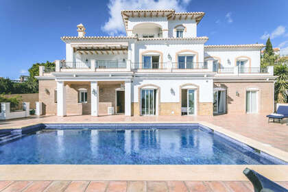 Cluster house for sale in Frigiliana, Málaga. 
