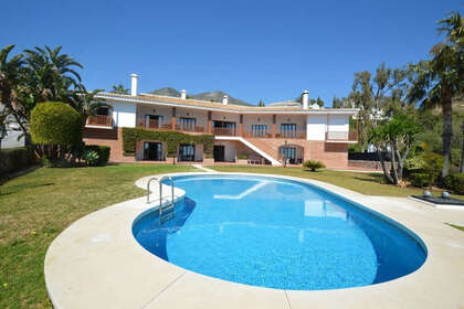 Cluster house for sale in Benalmádena, Málaga. 