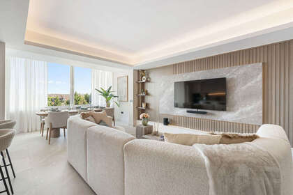 Penthouse for sale in Nueva andalucia, Málaga. 