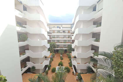 Apartment for sale in Guadalmina, Málaga. 
