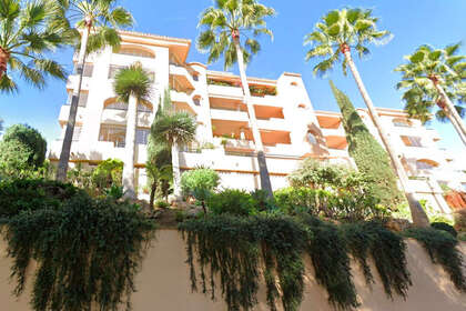 Apartment for sale in Elviria, Marbella, Málaga. 