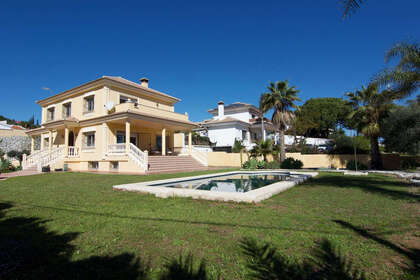 Cluster house for sale in Alhaurín de la Torre, Málaga. 