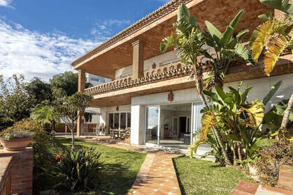 Cluster house for sale in Riviera Del Sol, Marbella, Málaga. 