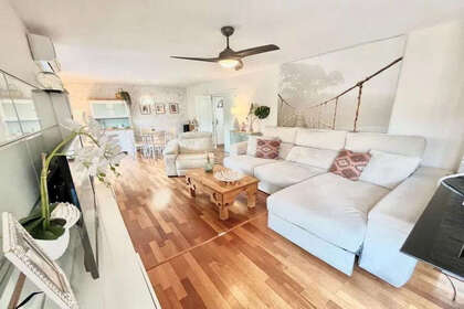 Apartment for sale in Torremolinos, Málaga. 