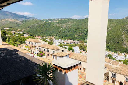 House for sale in Benahavís, Málaga. 