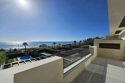 House for sale in Puerto Banús, Marbella, Málaga. 
