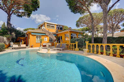 Cluster house for sale in Calahonda, Mijas, Málaga. 