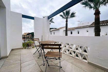 Apartment for sale in Calahonda, Mijas, Málaga. 
