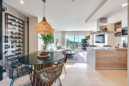 Apartment for sale in Puerto Banús, Marbella, Málaga. 