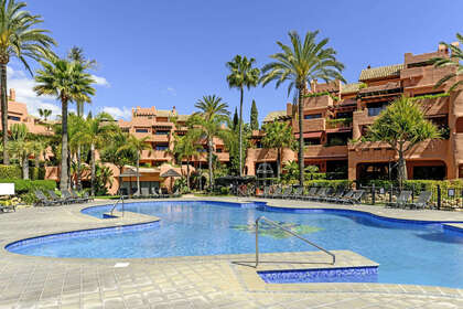 Apartamento venta en Estepona, Málaga. 