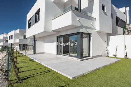 House for sale in Cala Del Moral, La, Málaga. 