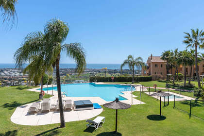Apartment for sale in Benahavís, Málaga. 