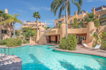 House for sale in Riviera Del Sol, Marbella, Málaga. 