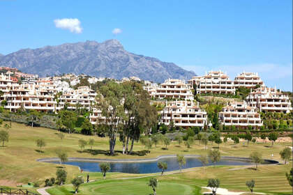 Apartment for sale in Benahavís, Málaga. 