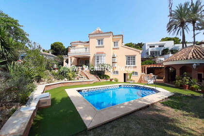 Cluster house for sale in Málaga. 
