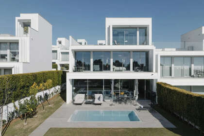 Cluster house for sale in Málaga. 